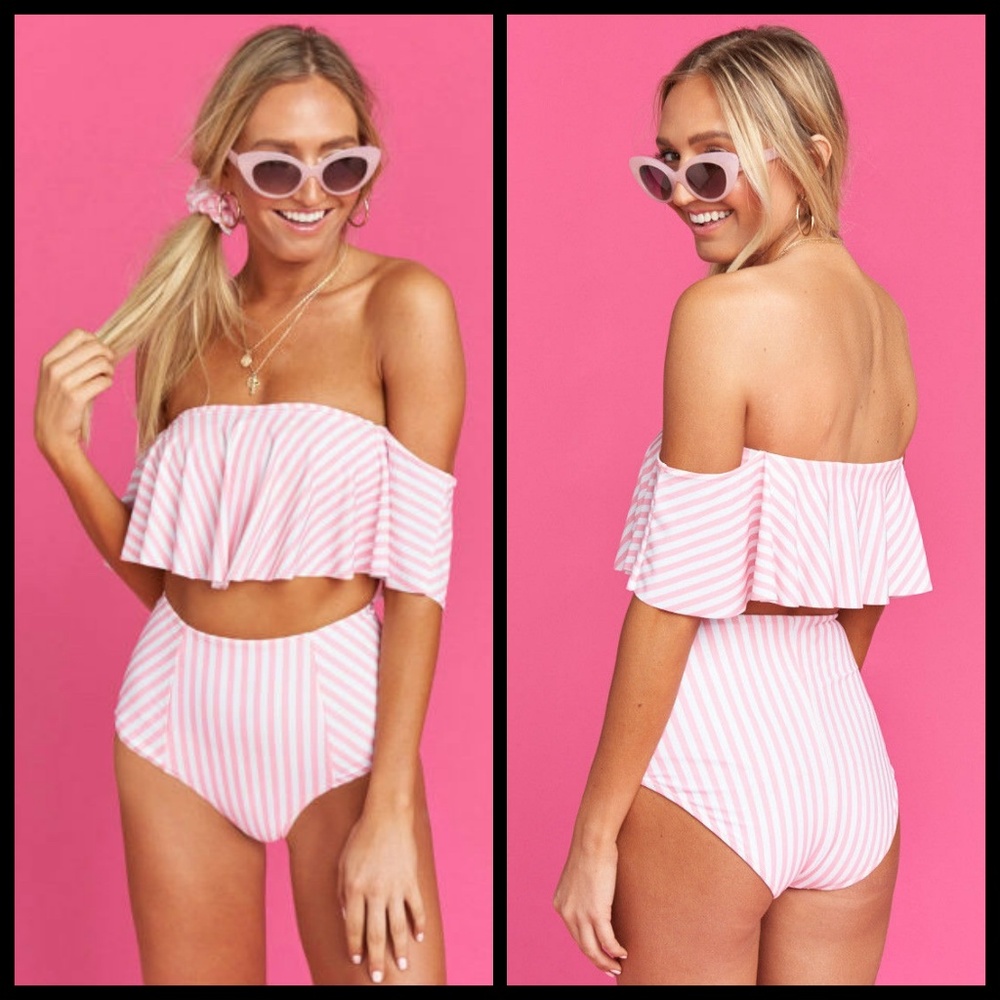 💕Show Me Your Mumu💕 Barbie Bikini TOP 🎉HP🎉 - Picture 3 of 8